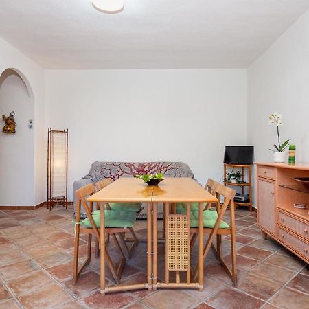 Holiday House Li Piri Сан-Теодоро Экстерьер фото
