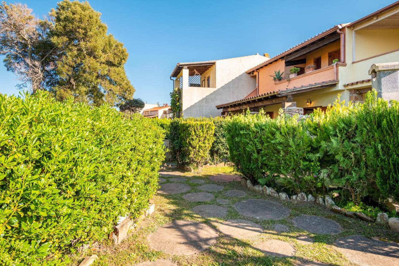 Holiday House Li Piri Сан-Теодоро Экстерьер фото