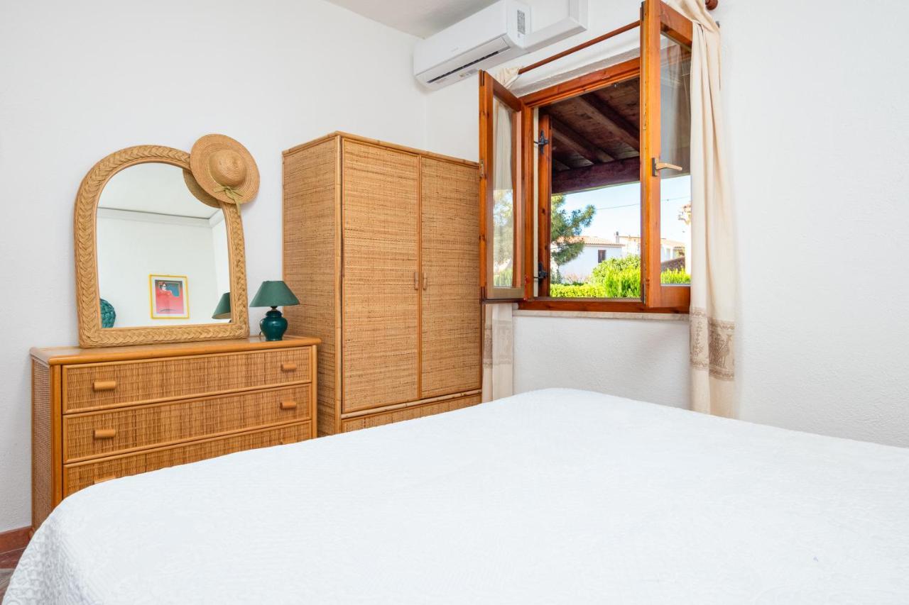 Holiday House Li Piri Сан-Теодоро Экстерьер фото